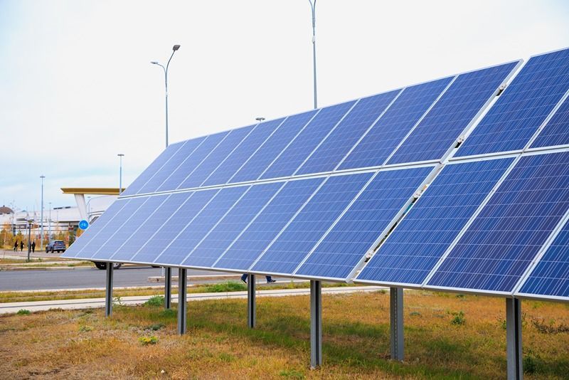 How steel reinforcement strengthens ground-mounted solar panels