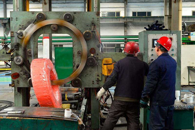 How hot-rolled steel is used in large PEB projects like warehouses-image