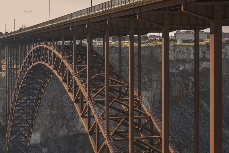 Difference between steel beams and columns-image