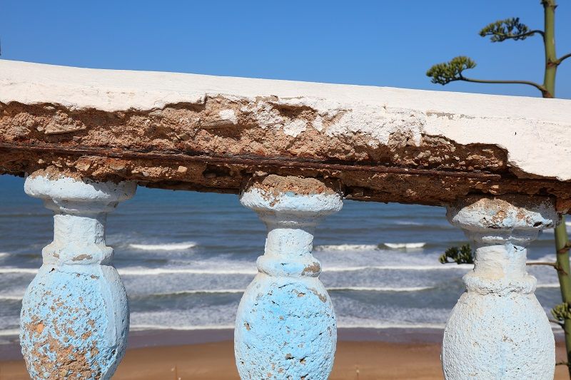 Concrete spalling: Causes, effects and repair-image