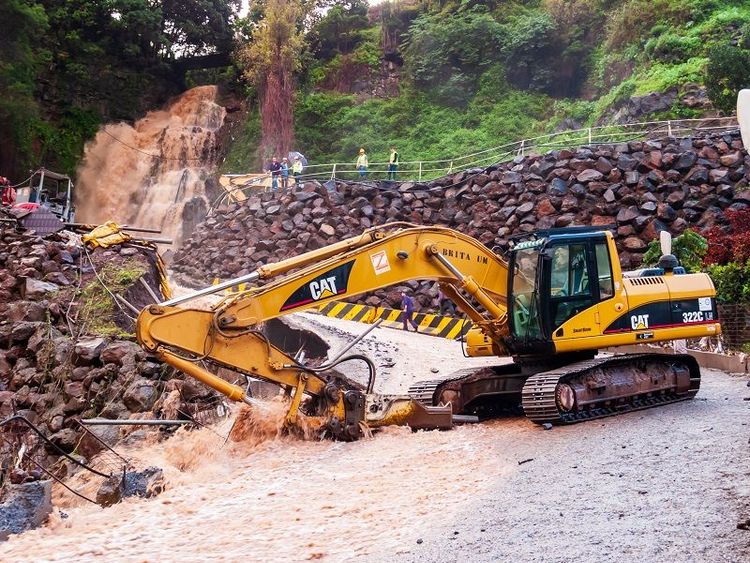 cleaning_after_flood_and_landslide_after_a_heavy_rainfall