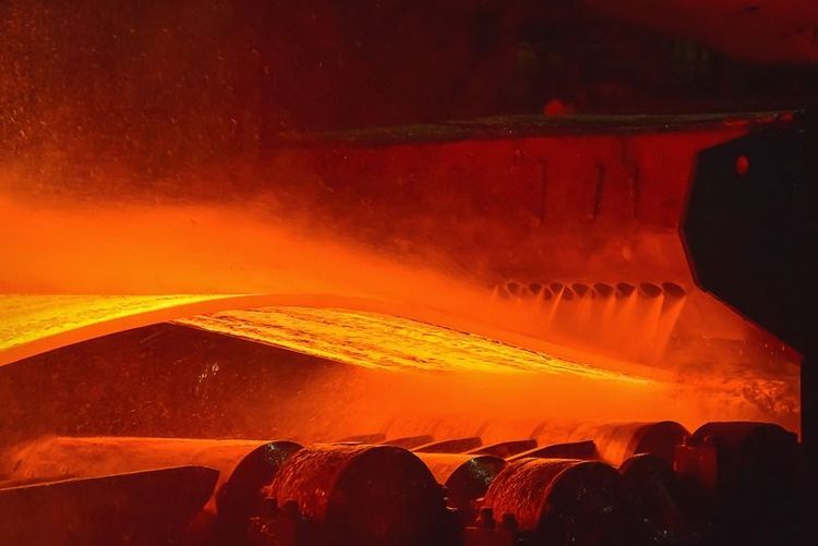 molten_steel_being_cooled_in_hot_rolling_mill_process